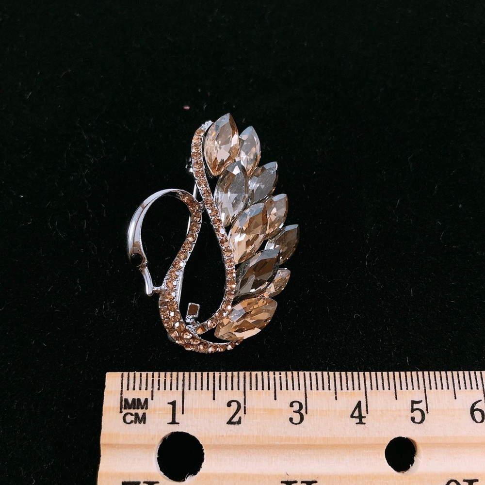Brooch - Picture 3 of 4